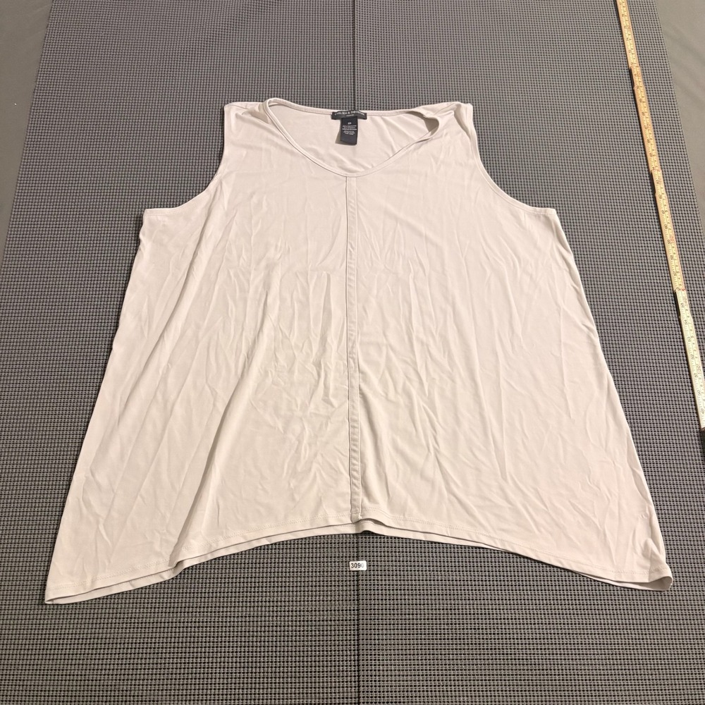 Chelsea & Theodore Woman Tan V-Neck Sharkbite Hem Tank Top Size 2X